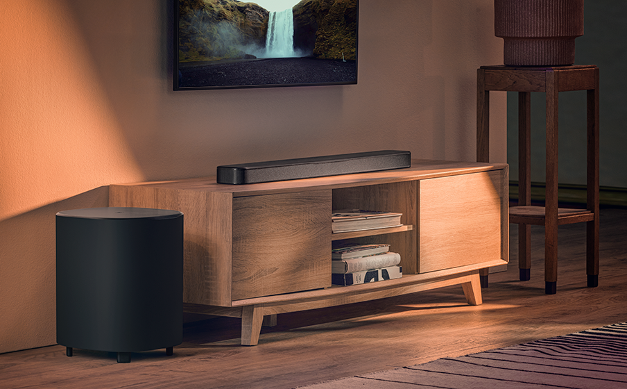 Potencia de salida máxima de 750 W y un subwoofer inalámbrico de 250 mm